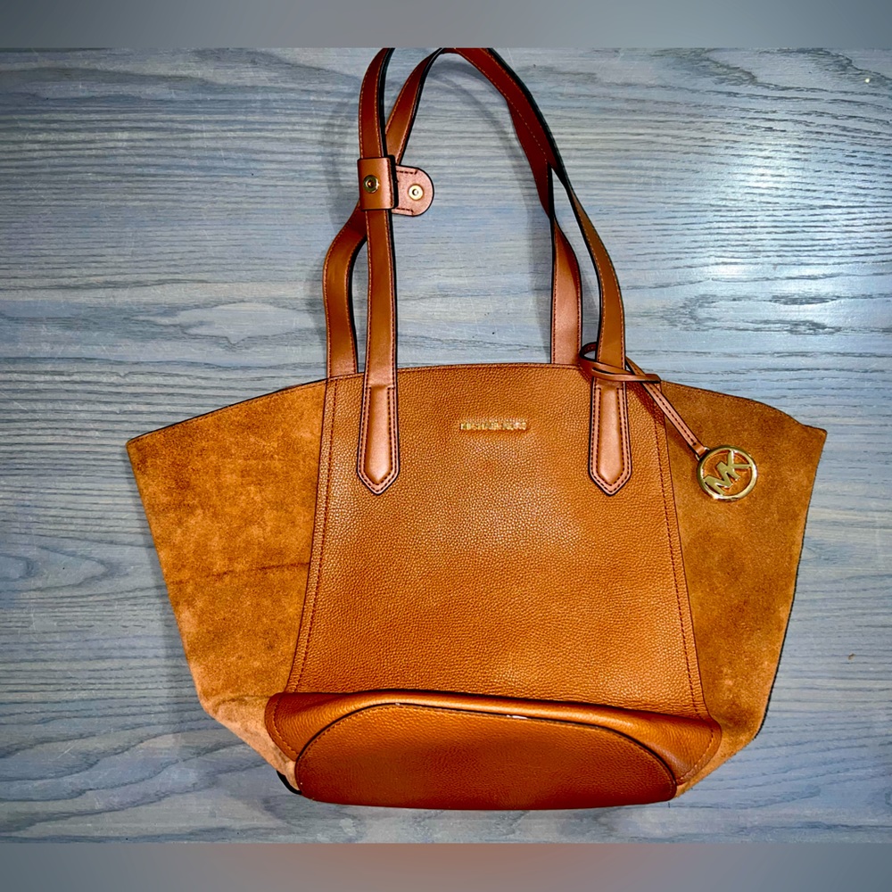 Michael Kors tote